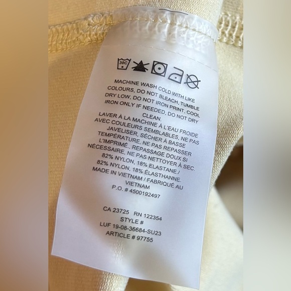 NWT Aritizia TNA TNALIFE Surge Romper Wheat Yellow Medium - Picture 4 of 8